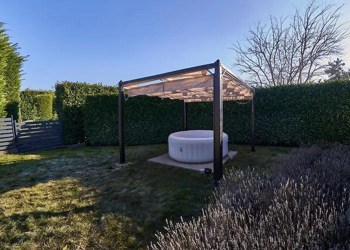 Volt Egyszer Egy شقة *